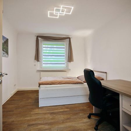 Gaeste- Und Ferienwohnung In Der Sportstadt Riesa Buitenkant foto