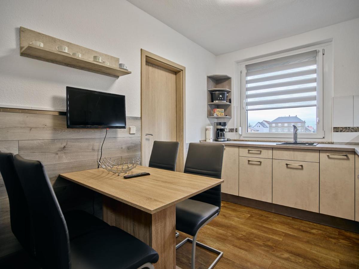 Gaeste- Und Ferienwohnung In Der Sportstadt Riesa Buitenkant foto